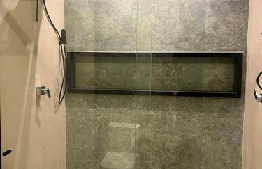 Mansão Por do Sol - Piscina Spa Sauna Centro - Foto 14