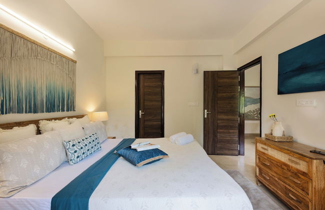 Alaya Stays Veera Marina 1BHK with Pool - Foto 4