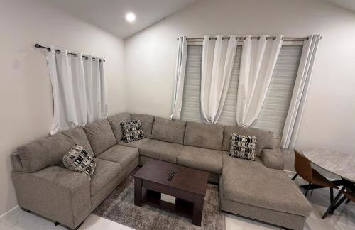 Newly build 1 bedroom 2 bathrooms condo - Foto 18