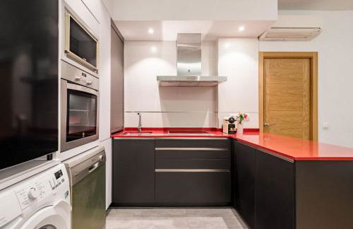 Madrid Embajadores II - Apartamento de 4 dormitorios con Balcón - Foto 9