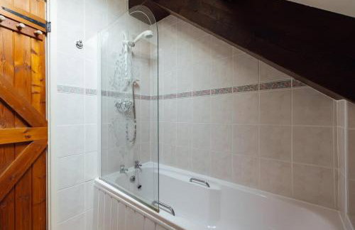 Barn Cottage - Family-Friendly Cottage with Heated Indoor Pool - Foto 16