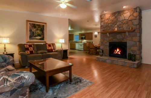 The Blue Nile! Your Florida Vacation is Calling. Vacation, Leisure or Business - Foto 2