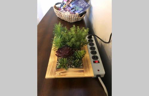 Luxury stay near Oakridge Mall for vacation/work - Foto 6