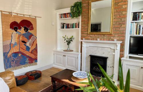 New! Spacious & Quiet 3 Bedroom House - Putney - Foto 10