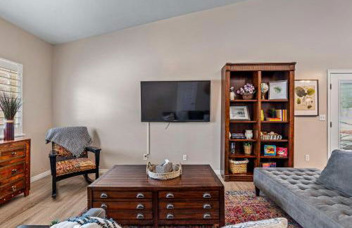 Fully Stocked Home with Hot Tub and Private Yard - Photo 12