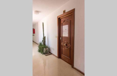 Amplio piso con 4 habitaciones para disfrutar de Málaga con parking gratuito - Photo 57