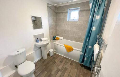 2 Bedroom Flat - Free Parking - Foto 6