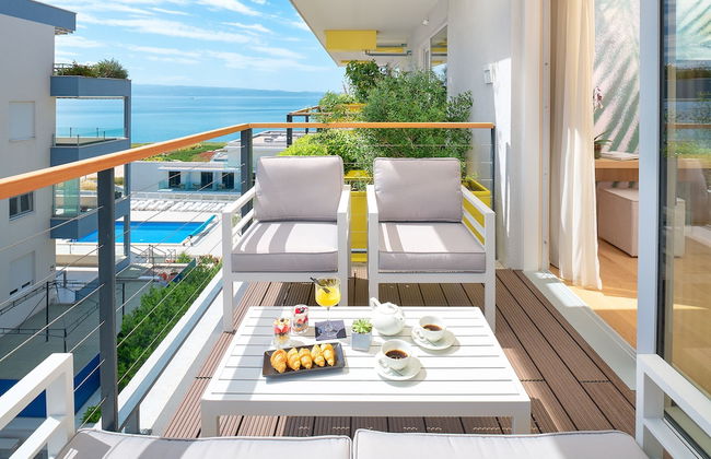 Amphora's Garden - Photo 50