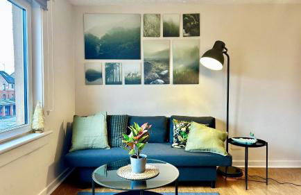 Relaxing Modern Apartment with 6 beds, New Furniture&Repair - Foto 1