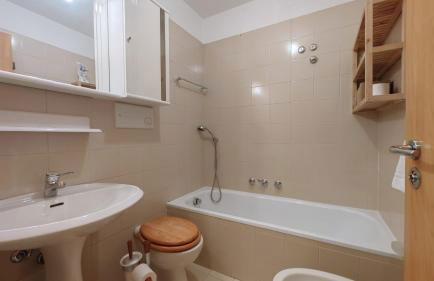 Hostdomus - Lumiere Apartment R15 - Photo 8