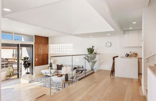 Malibu Breeze - hot tub, ocean view, steps to beach - Foto 28