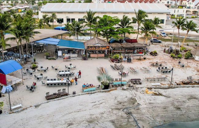 AnyLodge Waterfront Marina Island Pangkor - Foto 56