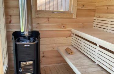 Stunning 4 Bedroom Home with Wild Spa, Gym & Hot Tub - Foto 11