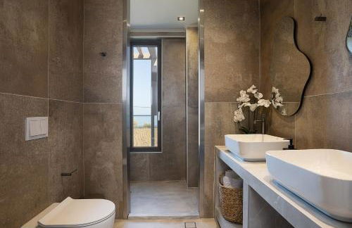 Villa Aya - Coastal Villa, Minimalist Elegance by etouri - Photo 47