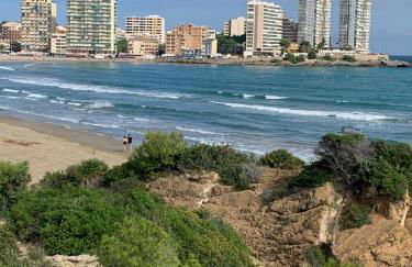 Apartamento en primerísima línea de playa con espectaculares vistas Netflix, Prime y Disney - Photo 26