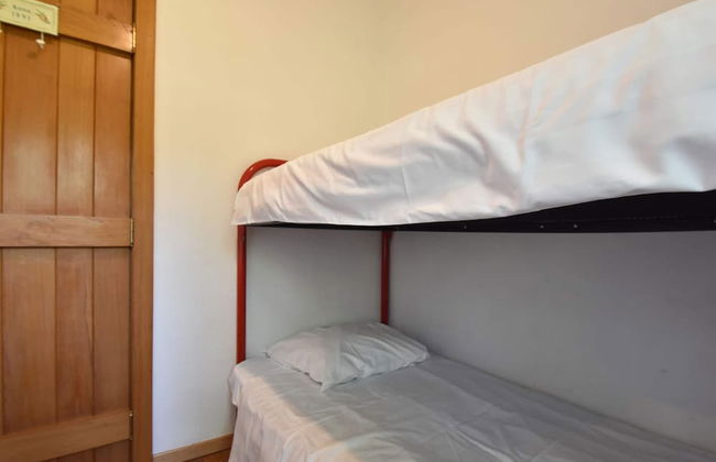 Cottage With Bubble Bath - Photo 5