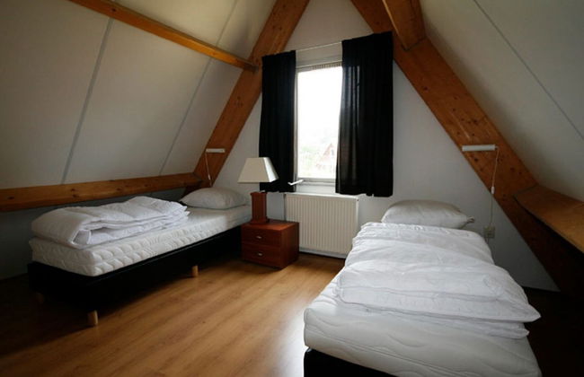 Bungalow in a Holiday Park Near Maastricht - Foto 3