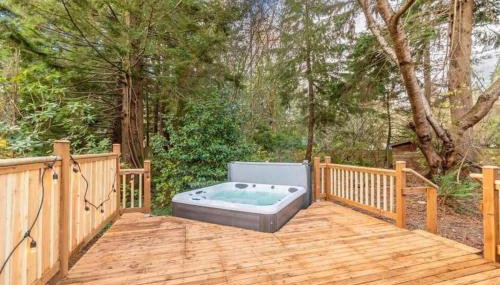 Little Bear's Bungalow; Log Cabin w/Mountain views - Foto 2