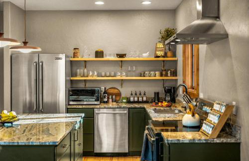 Royal Elk Lodge Hot Tub Sauna Theatre Speakeasy - Foto 50