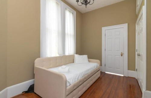 Bumblebee Mansion w Tiny Home Historic Modern - Foto 55