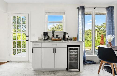 Orange Pit - 3BD 2BA Luxury Retreat - West Cola - Photo 19