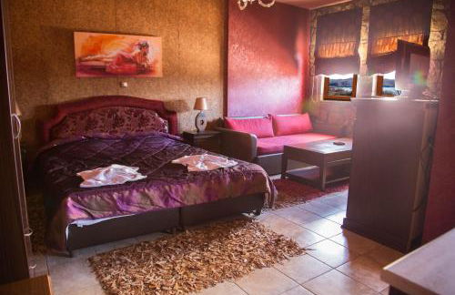 Silva Suites - Photo 77