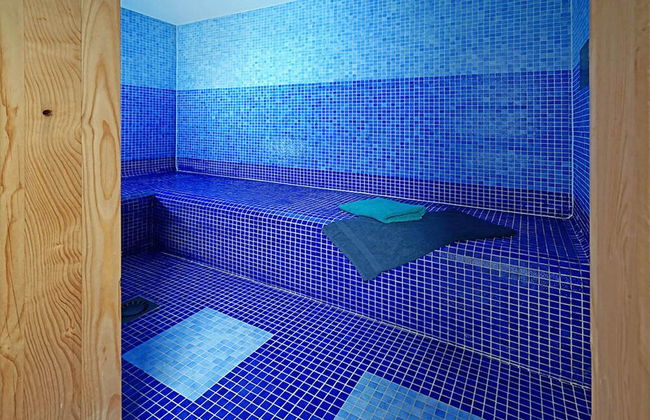 A Stylish Villa in a Green Setting, With a Fully Equipped Wellness Center - Foto 20