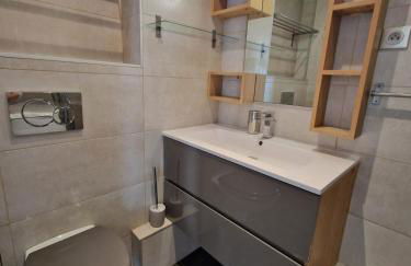 A deux pas de l'Arc de Triomphe Studio tout équipé - Foto 6