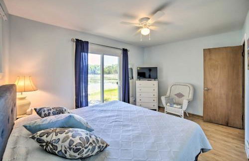 Lakefront Wisconsin Cottage with Dock and Hot Tub! - Foto 14