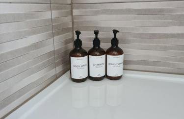 Cosy Mytholmroyd Getaway - Photo 10