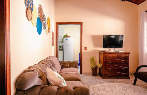 Refúgio e diversão para FAMÍLIAS a 60 min de SP - Piscina, Churrasqueira, wifi 300Mbps - PETFRIENDLY - Foto 27