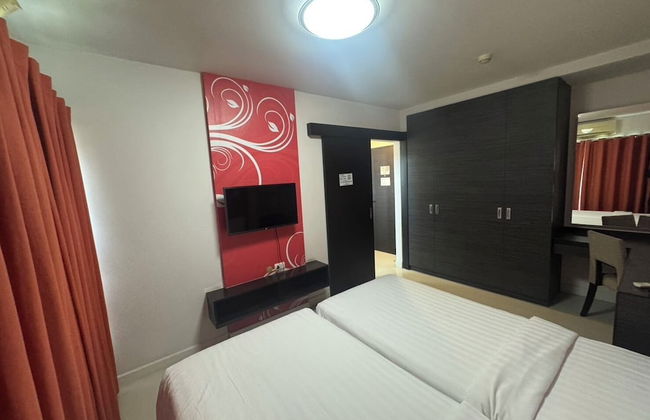 Palette Bella B All Suites Bangkok Hotel - Photo 38