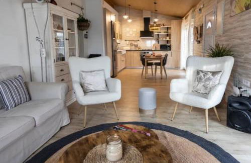 Hogar con encanto y personalidad - Foto 1