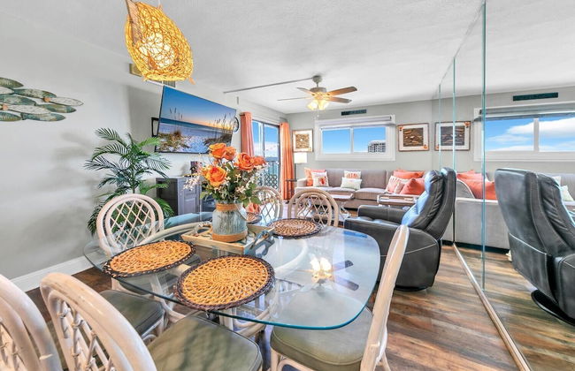 Regency Towers 1204 - Foto 32