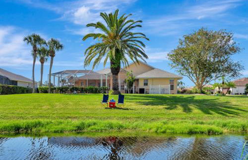Spacious Canal-View Home with Pool and Game Room - Foto 80