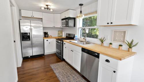 Pine Cove - Close to downtown and beaches - Foto 2