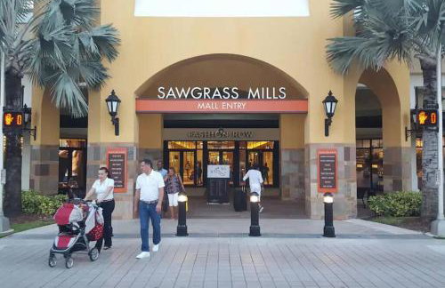 King Bed, 3 miles to Stadium - Foto 23