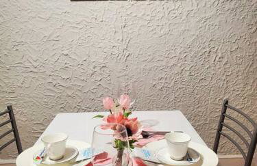 Entire Apartment in heart of Lincoln Park & Lake Sea and beach - Foto 7