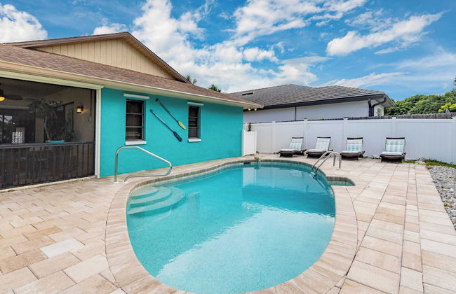 Private Pool + Sunroom Beach Escape at Manatee - Foto 29