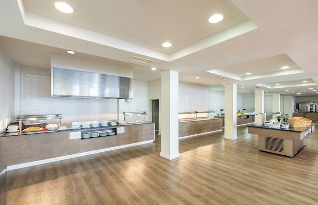 Apartamentos LIVVO Morromar - Photo 39