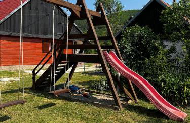 The grandfather's estate - wooden house - Photo 6