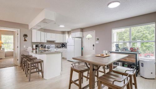 Foley Beach Cottage with Waterfront Backyard! - Foto 3