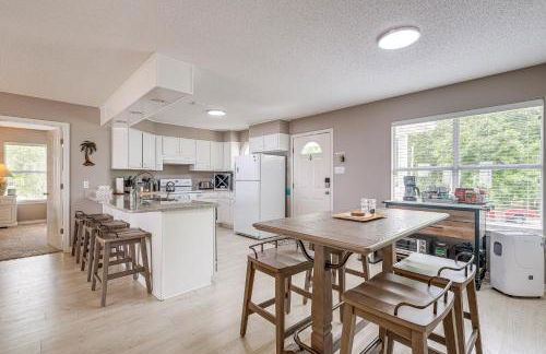 Foley Beach Cottage with Waterfront Backyard! - Foto 3