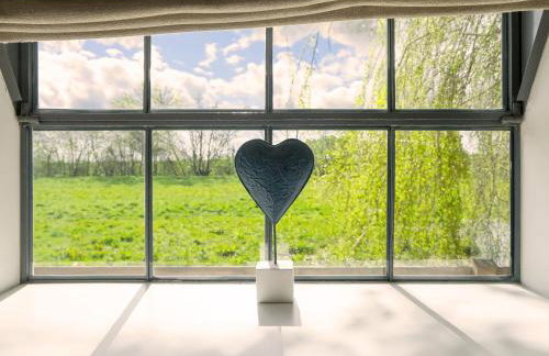 The Workshop by The Suffolk Cottage Collection - Photo 9