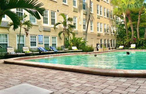 Renovated studio in the heart of Palm Beach - free parking, security box - Photo 2