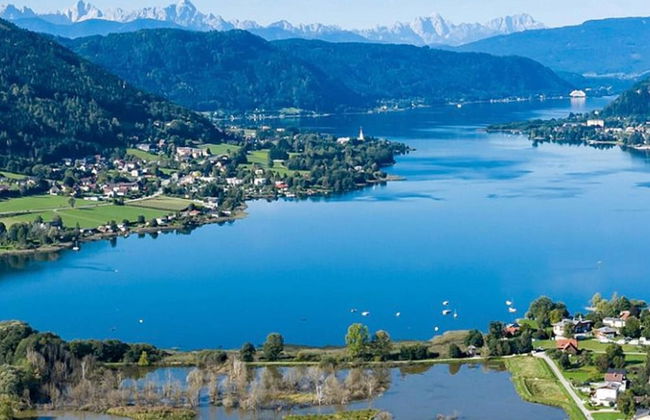 Bungalow by Lake Ossiach With Mountain Views - Photo 23