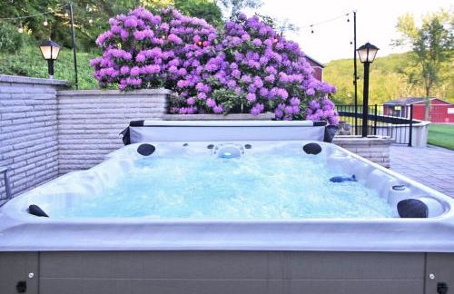 Creekside Farmstead - Pool - Hot Tub - 3 Min to Lake - Pets Allowed - Foto 8