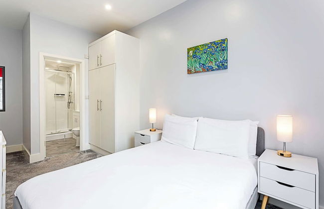 Modern Clapham Apartment - Photo 5