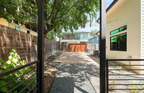 Modern Home with Casita - Balcony & Mins to DT ATX - Foto 30