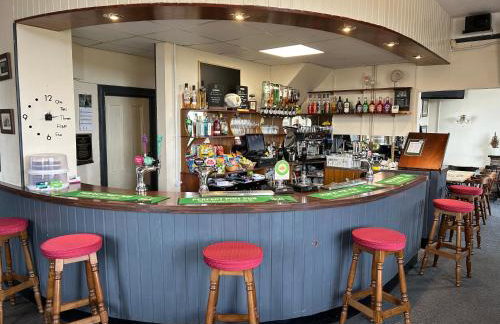 The Netherend Inn - Pet Friendly Haven - Photo 22